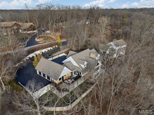 2209 Ridgley Woods Drive, Clarkson Valley, MO 63005