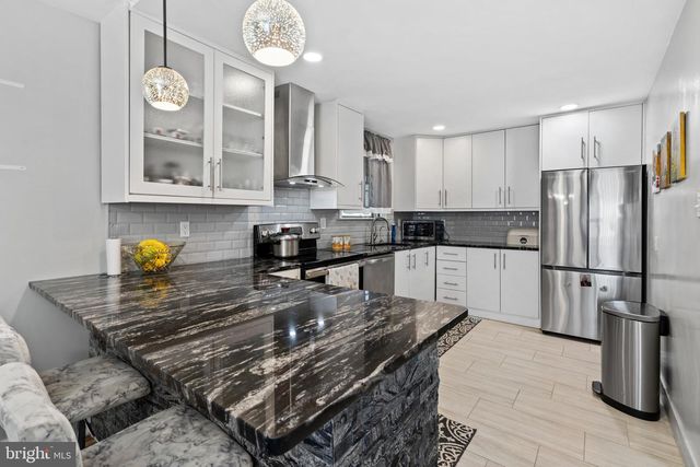 214 S SPROUL RD, Broomall, PA 19008