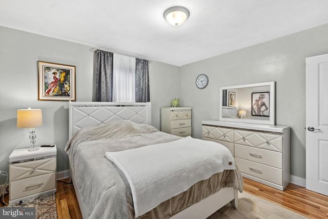 214 S SPROUL RD, Broomall, PA 19008