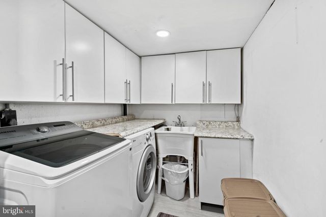 214 S SPROUL RD, Broomall, PA 19008