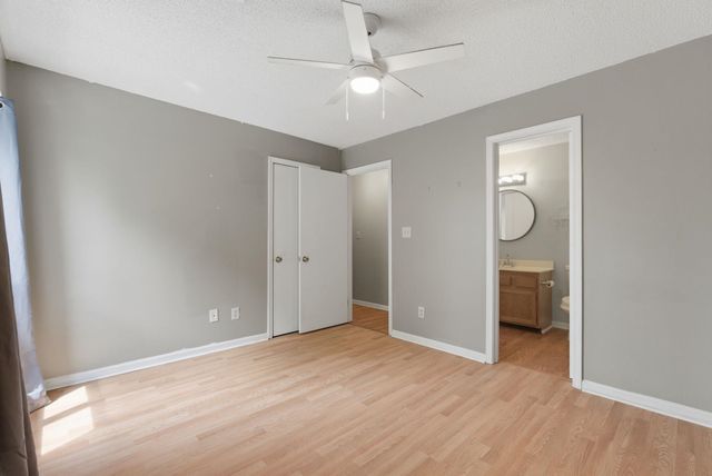 1005 Indian Wells Ct, Murrells Inlet, SC 29576