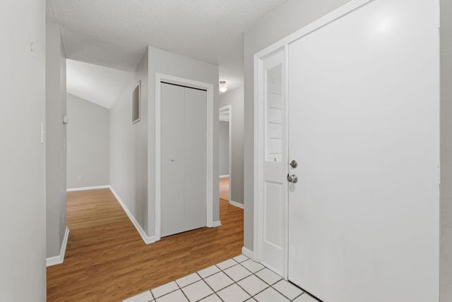 1005 Indian Wells Ct, Murrells Inlet, SC 29576