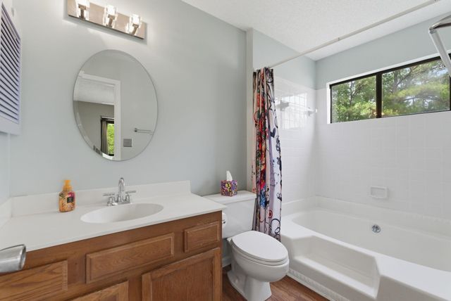 1005 Indian Wells Ct, Murrells Inlet, SC 29576