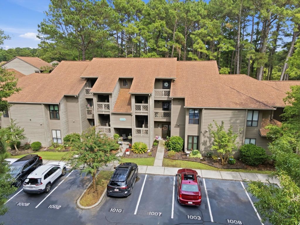 1005 Indian Wells Ct, Murrells Inlet, SC 29576