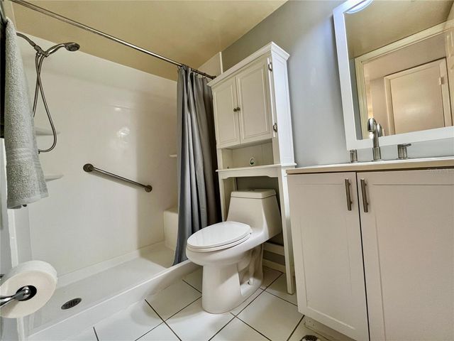 2000 WORLD PARKWAY BOULEVARD 6, Clearwater, FL 33763