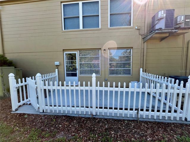 2000 WORLD PARKWAY BOULEVARD 6, Clearwater, FL 33763