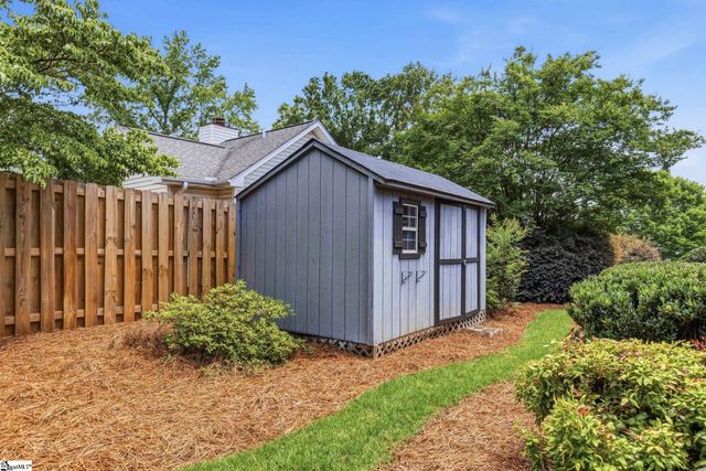 102 Club Ridge Drive, Pickens, SC 29671