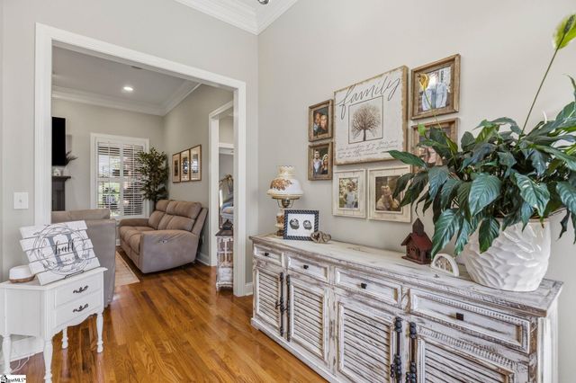 102 Club Ridge Drive, Pickens, SC 29671