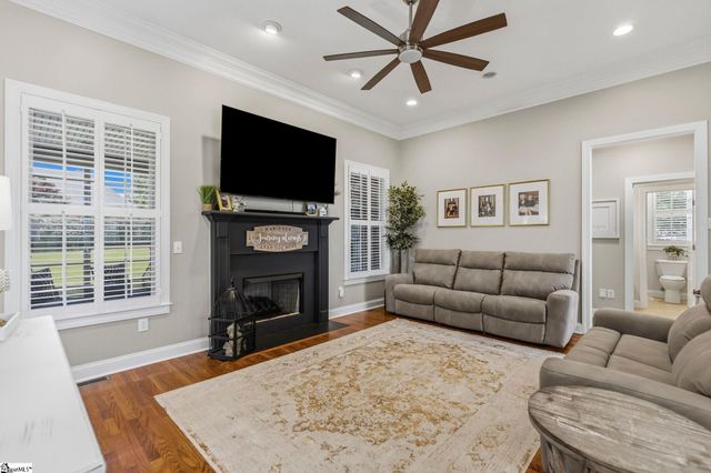 102 Club Ridge Drive, Pickens, SC 29671