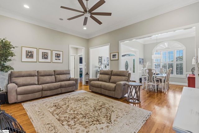 102 Club Ridge Drive, Pickens, SC 29671
