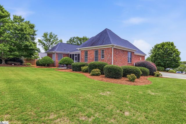 102 Club Ridge Drive, Pickens, SC 29671