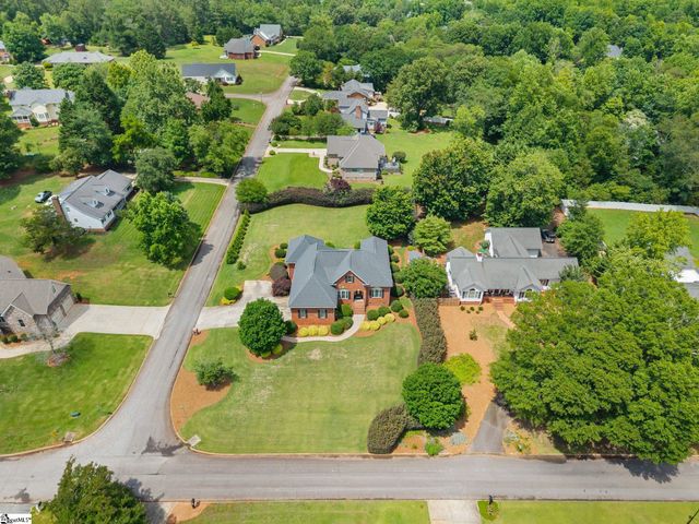102 Club Ridge Drive, Pickens, SC 29671
