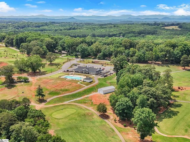 102 Club Ridge Drive, Pickens, SC 29671