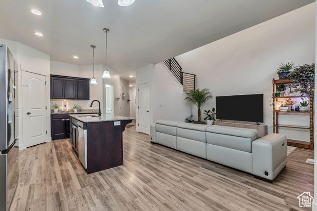 1421 N 3860 W #111, Lehi, UT 84043