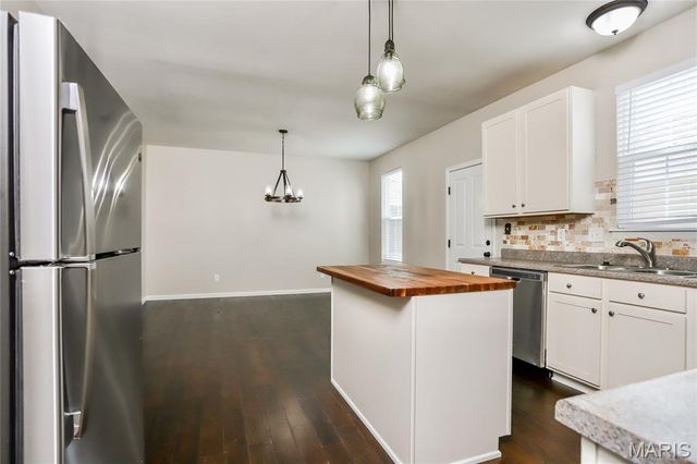 3234 Starkville Street, St Charles, MO 63301