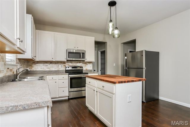 3234 Starkville Street, St Charles, MO 63301