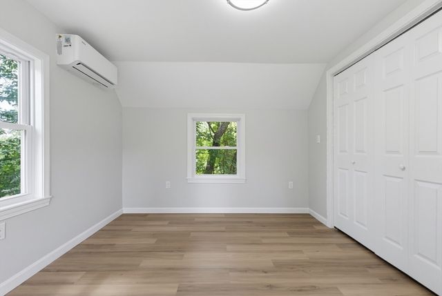 5 Friedel St, Auburn, MA 01501