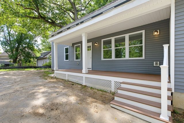 5 Friedel St, Auburn, MA 01501