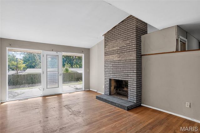 420 Waterford Drive, Florissant, MO 63033