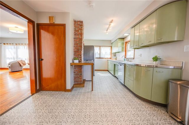 415 Illinois Street, Lawrence, KS 66044