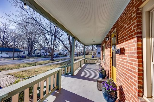 415 Illinois Street, Lawrence, KS 66044