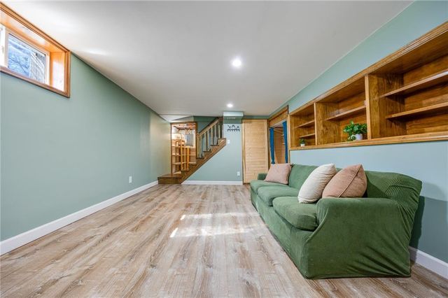 415 Illinois Street, Lawrence, KS 66044