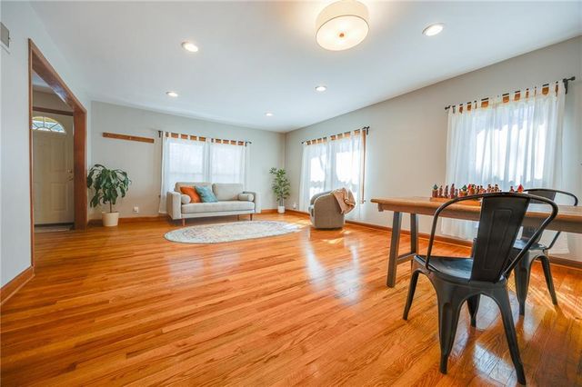 415 Illinois Street, Lawrence, KS 66044