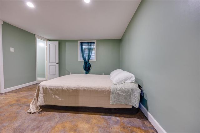 415 Illinois Street, Lawrence, KS 66044