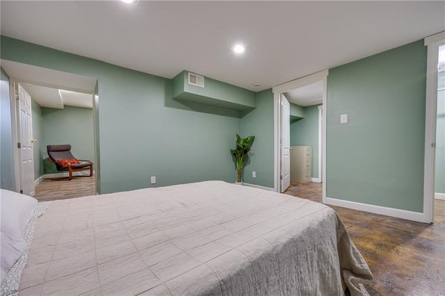 415 Illinois Street, Lawrence, KS 66044