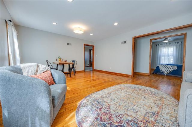 415 Illinois Street, Lawrence, KS 66044