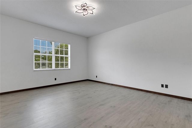 3021 59TH AVENUE S, St Petersburg, FL 33712