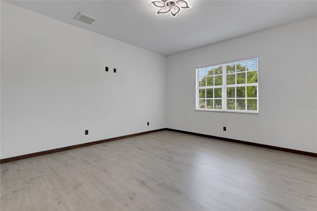 3021 59TH AVENUE S, St Petersburg, FL 33712