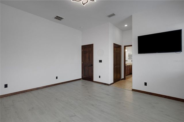 3021 59TH AVENUE S, St Petersburg, FL 33712