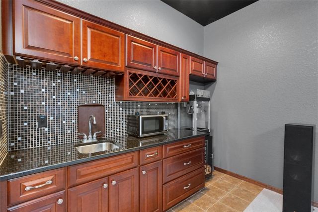 3021 59TH AVENUE S, St Petersburg, FL 33712