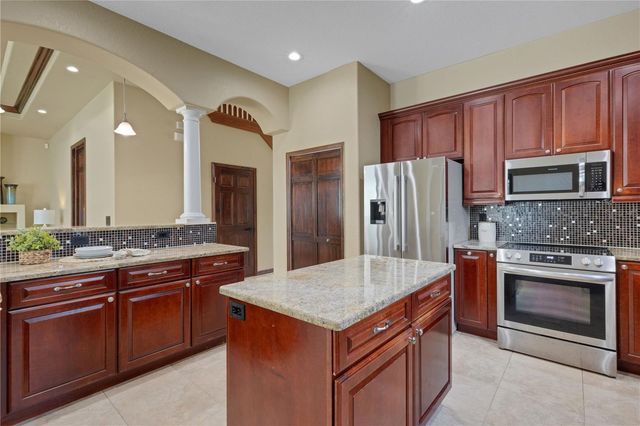 3021 59TH AVENUE S, St Petersburg, FL 33712