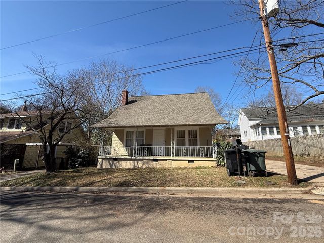 262 Elm Avenue NW, Concord, NC 28025