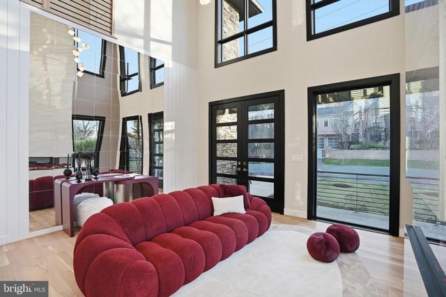 1805 FRANKLIN AVE, Mclean, VA 22101