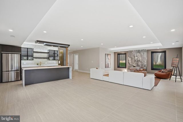 1805 FRANKLIN AVE, Mclean, VA 22101