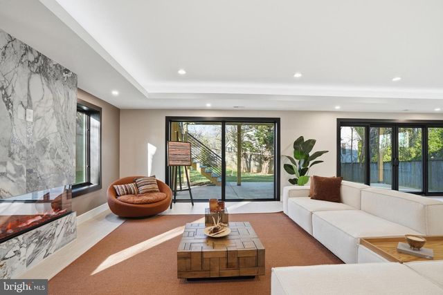 1805 FRANKLIN AVE, Mclean, VA 22101