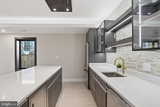 1805 FRANKLIN AVE, Mclean, VA 22101