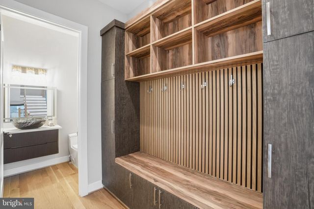 1805 FRANKLIN AVE, Mclean, VA 22101