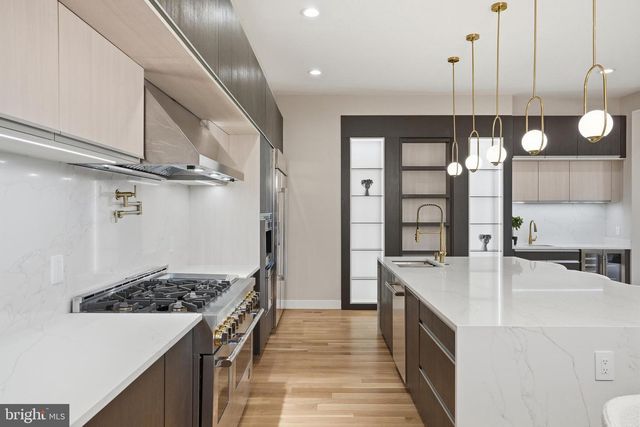 1805 FRANKLIN AVE, Mclean, VA 22101