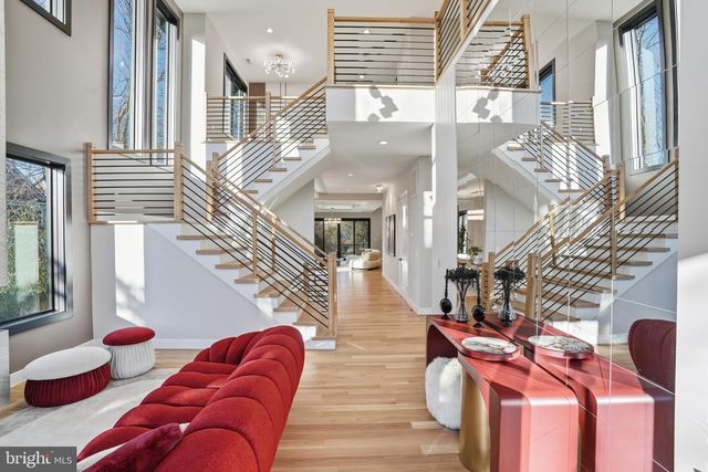 1805 FRANKLIN AVE, Mclean, VA 22101