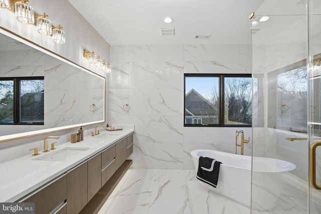 1805 FRANKLIN AVE, Mclean, VA 22101