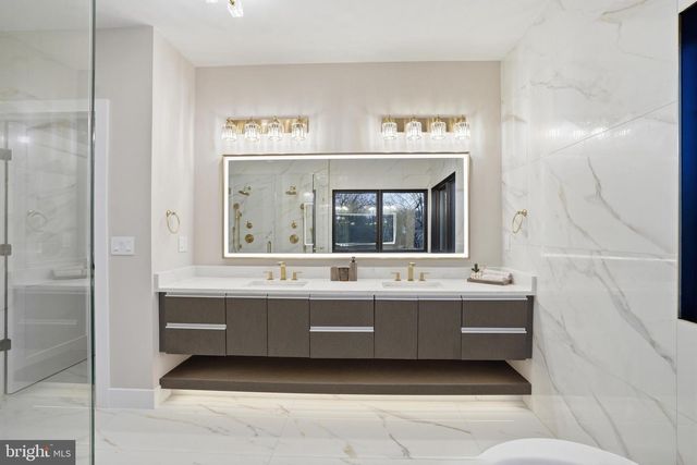 1805 FRANKLIN AVE, Mclean, VA 22101