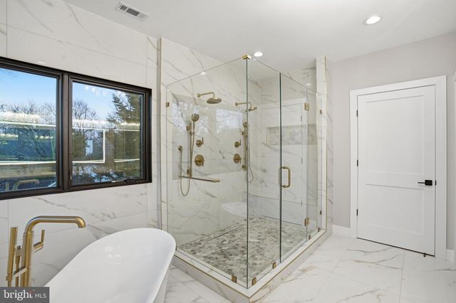 1805 FRANKLIN AVE, Mclean, VA 22101