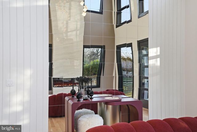 1805 FRANKLIN AVE, Mclean, VA 22101