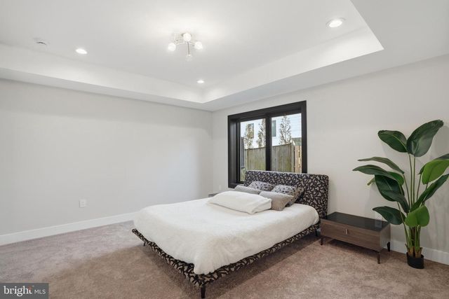 1805 FRANKLIN AVE, Mclean, VA 22101