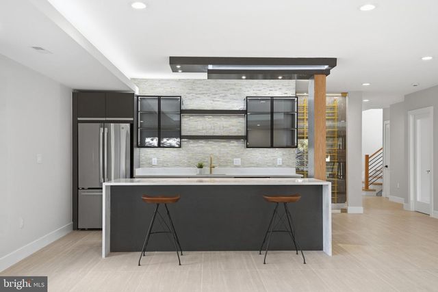 1805 FRANKLIN AVE, Mclean, VA 22101