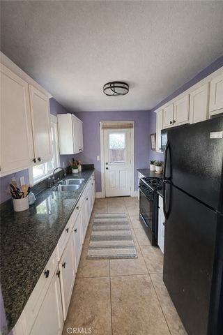 800 N Hobart, Los Angeles, CA 90029